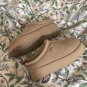 TASMAN UGG - helt nya