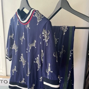 Set med tigrar - Set med tigrar från baum und pferdgarten. xs