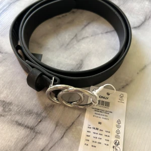 Helt nytt skärp - Helt nytt skärp.