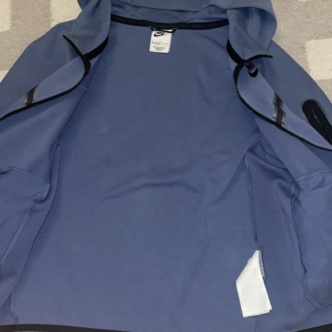 Blå hoodie från Nike - 4