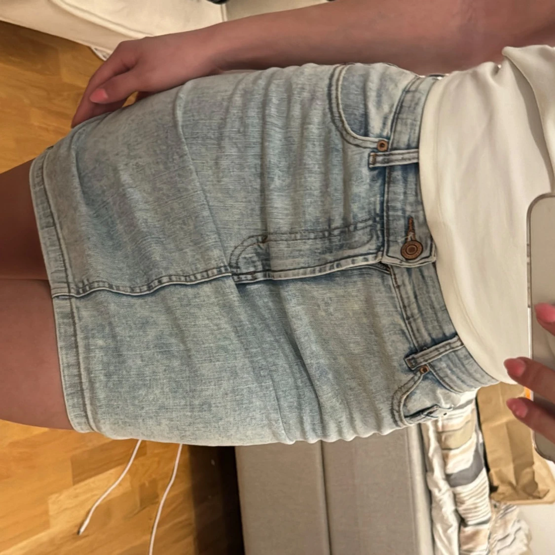 Ljusblå jeanskjol - 1