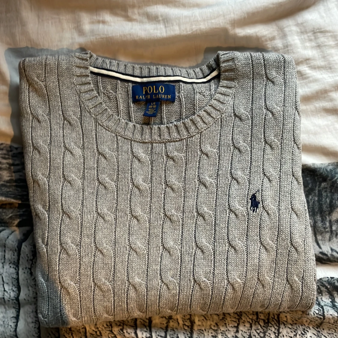 Grå stickad tröja från Polo Ralph Lauren - 1