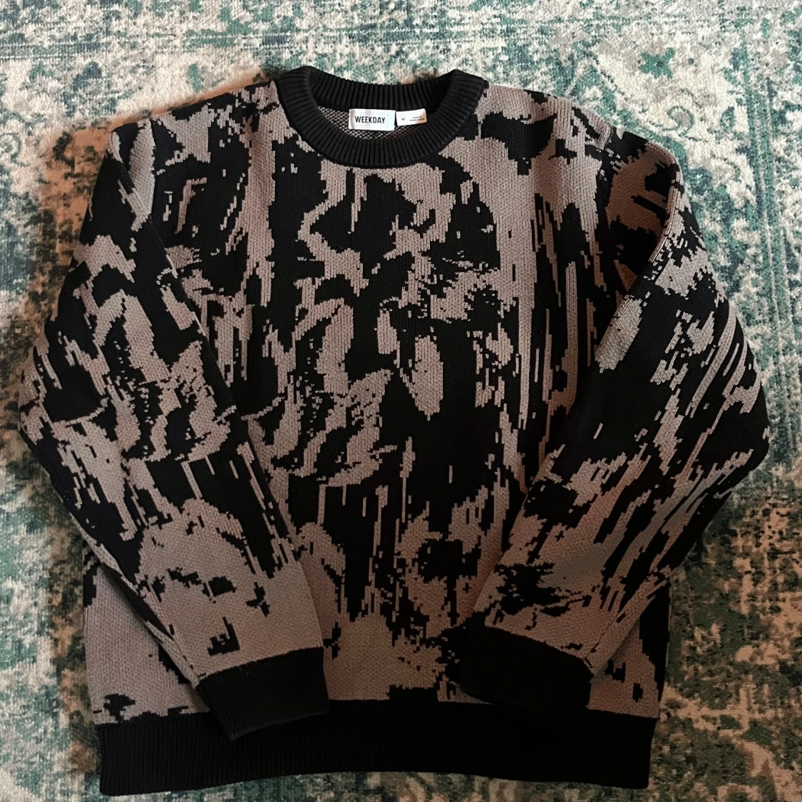 stickad tröja, weekday - 1