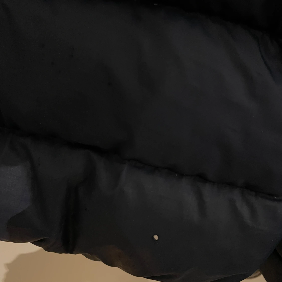 Mörkblå dunjacka från Tommy Hilfiger - 3