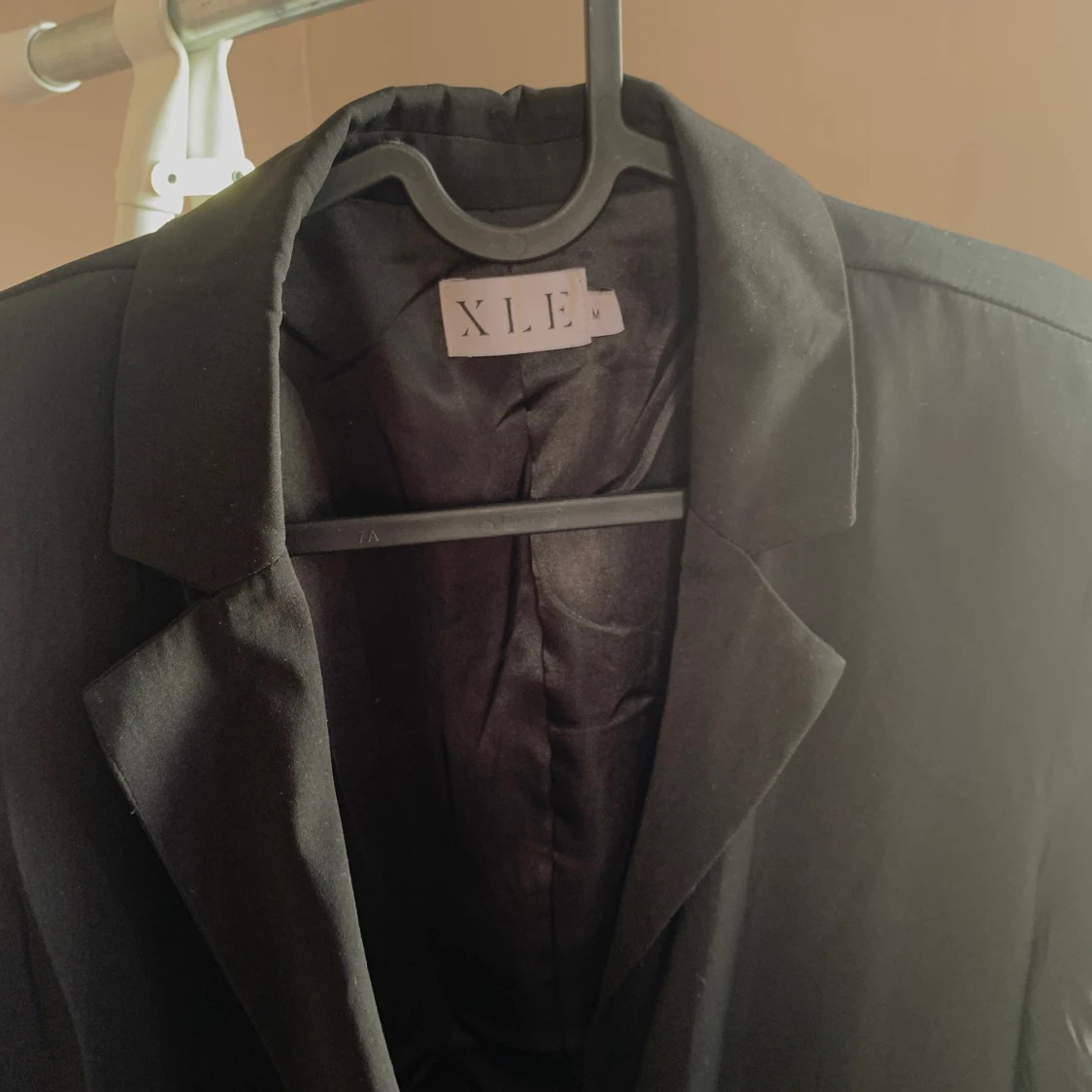 Svart kavaj från XLE - 91