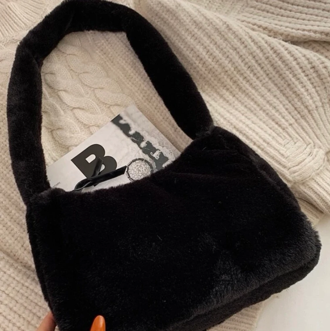 YESSTYLE - Minimalist Fluffy Baguette Bag - Black