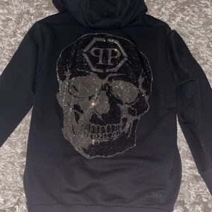 Philipp plein hoddie - 9/10 skick  Storlek medium Inga skador