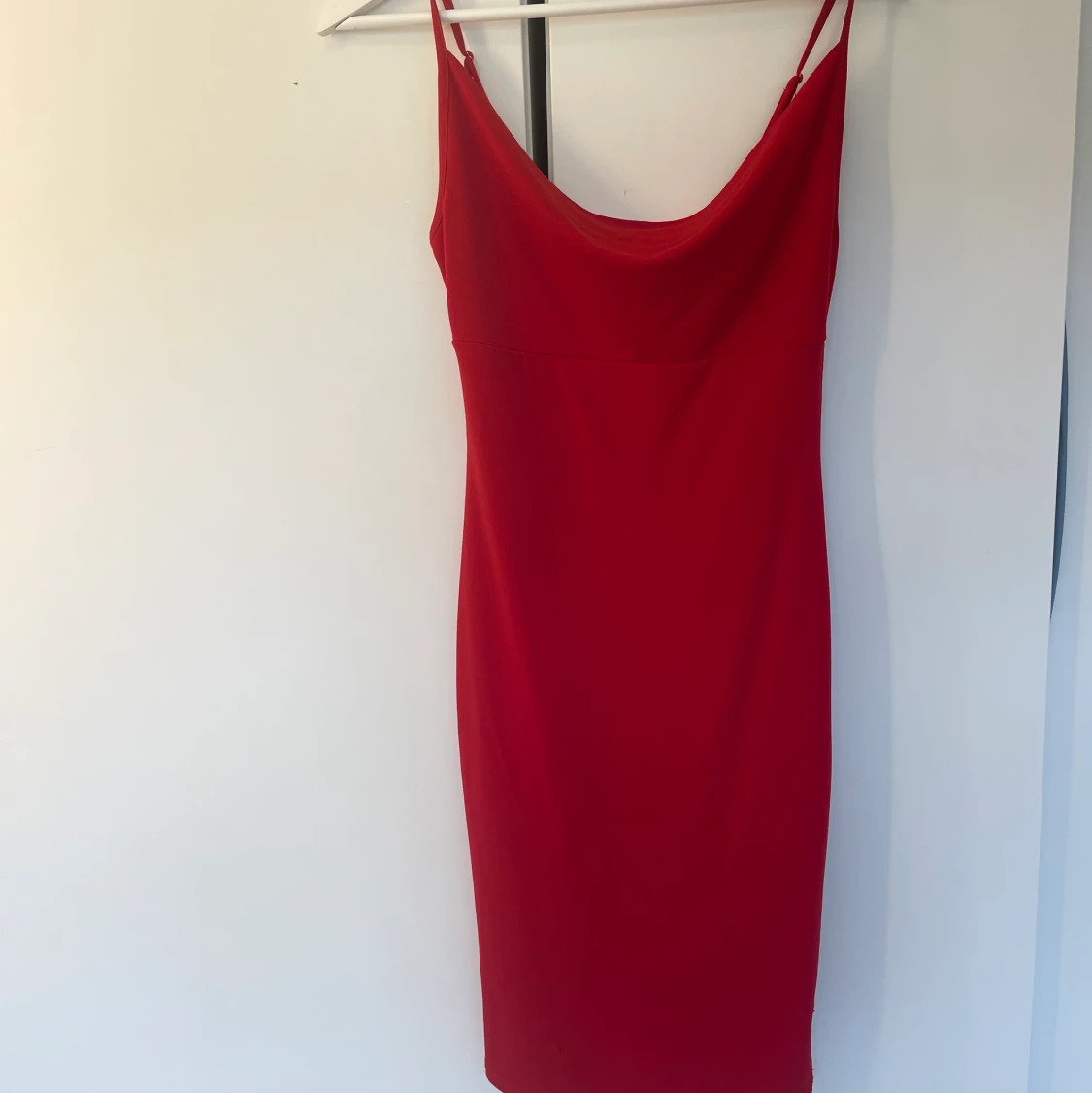 Jättefin röd klänning