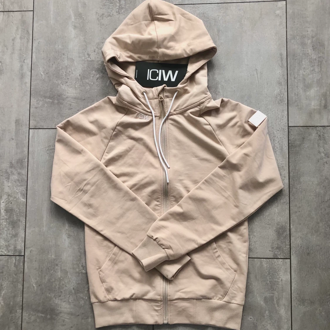 ICIW Zip hoddie S