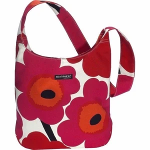 Marimekko clover bag - Så fin röd marimekko väska! 250kr eller högsta bud exklusive frakt ❤️ 
