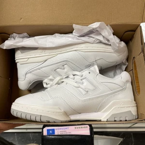 New balance 550 - New balance 550 Helt nya/DS Kvitto finns Storlek 44