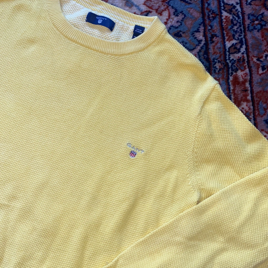 Solgul långärmad Gant tröja - 90