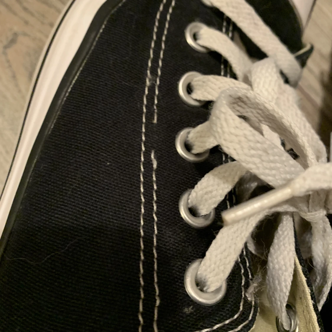 Svarta Converse skor  - 91