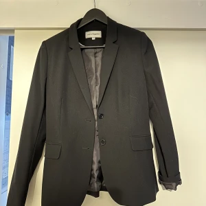 Kavaj  - Kavaj, använd 1 gång. Storlek 38.