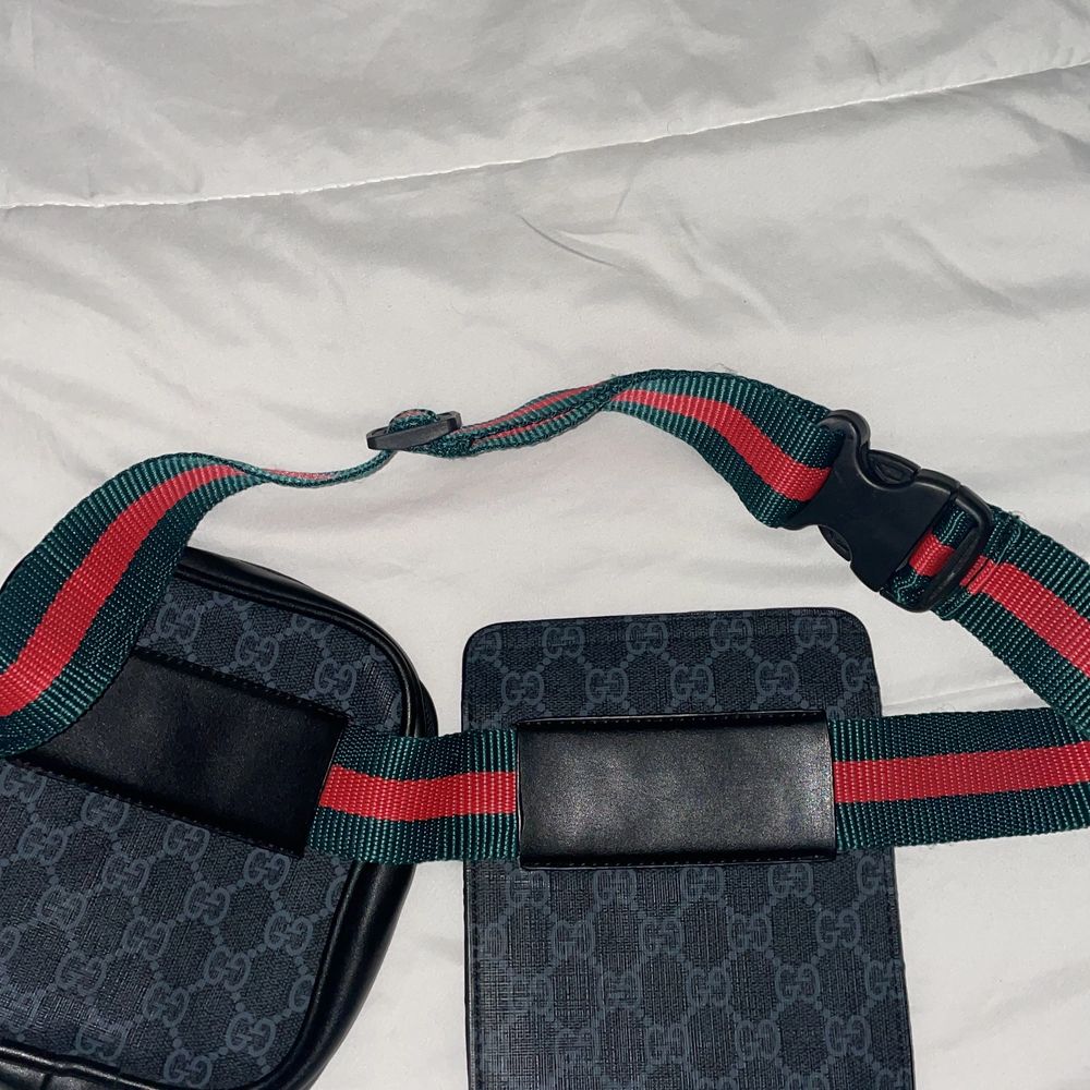 Gucci väska Kopia (Gucci midjeväska) | Plick Second Hand