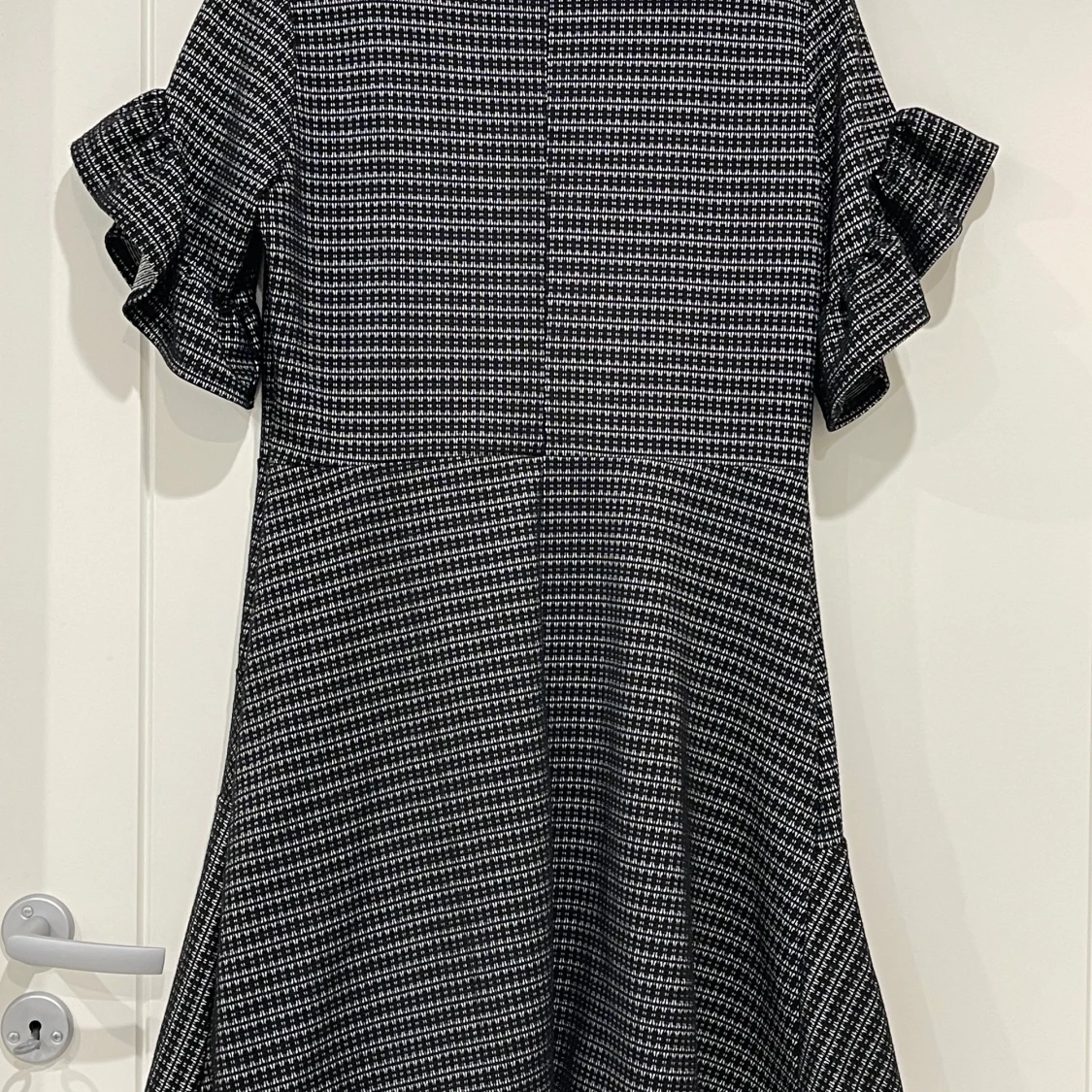 mango klänning str L - 90