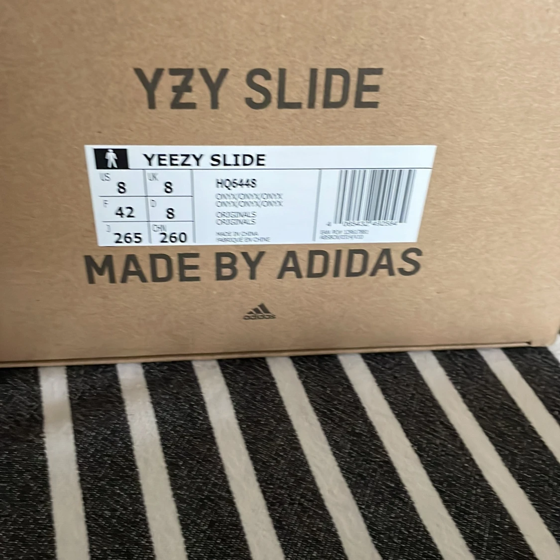 Yeezy slide - 91