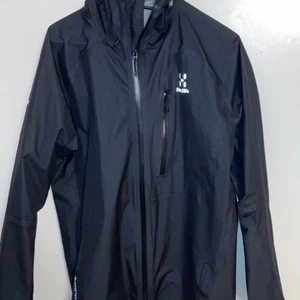 Haglöfs L.I.M Gore Tex Jacket - Haglöfs jacka storlek M Köpt på XXL för 2600 Knappt använd, som ny