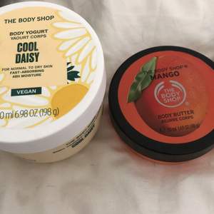 Säljer dessa 4 the body shop, nypris är då 255 så du sparar 105 kr. Cool Daisy body yoghurt är inte andvänd och inte mango body butter heller. Mango och Green Tea är andvänd 1 gång. Kontakta om du är intresserad. Köpare står för frakt ❤️❤️köp 1=kontakta mig