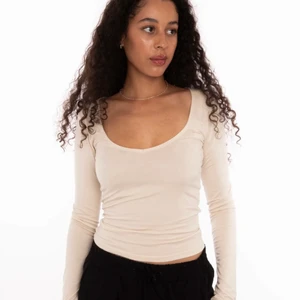 Soft topp Adsgn  - Säljer mjukasts toppen från Adsgn!!