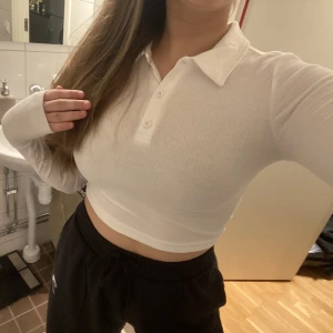 Weekday topp - Oanvänd 