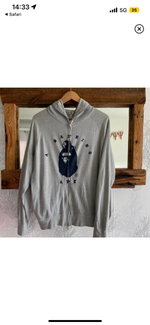 Bape baby milo full zip - Size m 