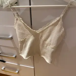 Cropad linne från H&M använd några få gånger i sommras