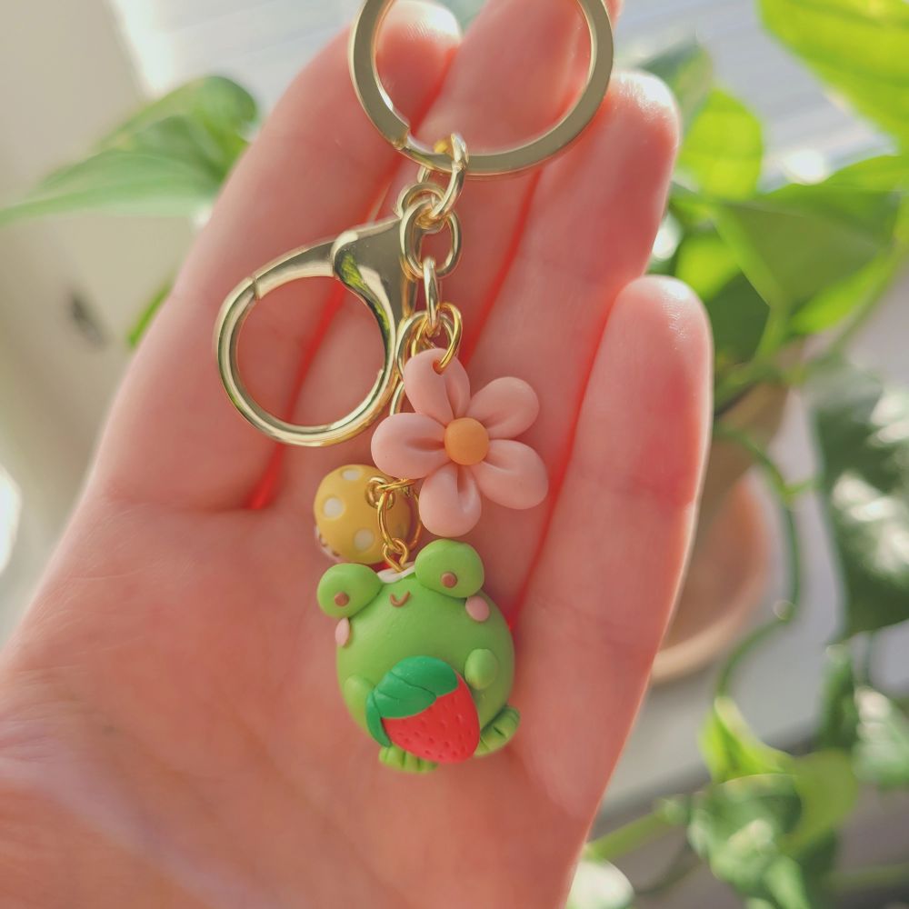 Grön Froggie nyckelring | Handgjord | Plick Second Hand