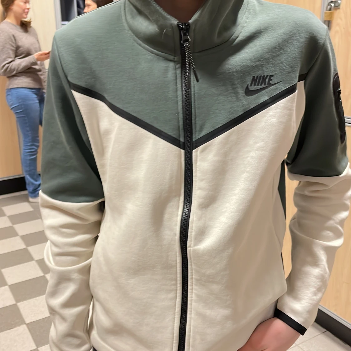 Nike tech fleece  - 90