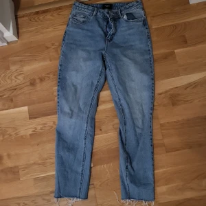 Jeans  - Ny skick st 26/32