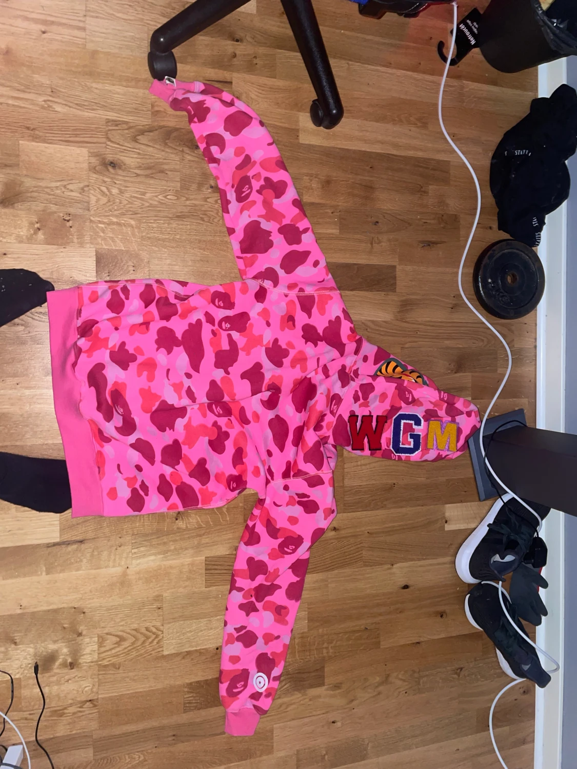 Bape zip up hoodie  - 90