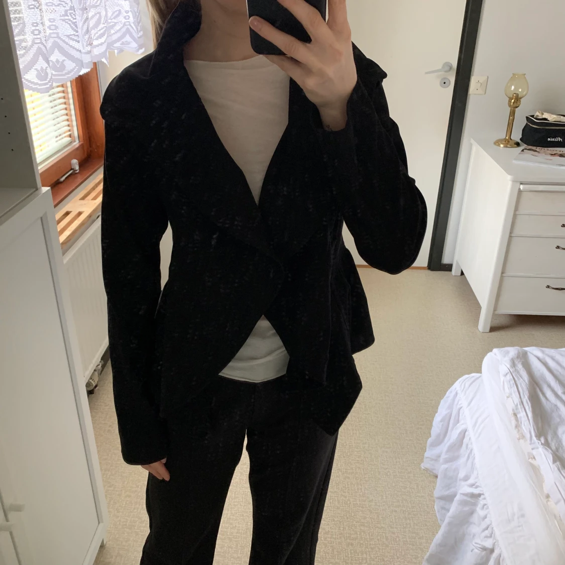 Tunn svart jacka - 90