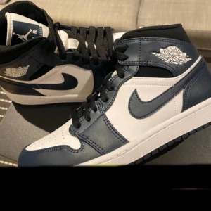 jordens:1 - kostar nu bara 900 kr absolut det lägsta jag hade kunnat tänka mig skriv privat vid intresse 