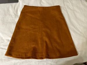 kjol - NAKD, snygg kjol, stretch, bra skick