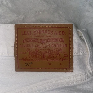 501 shorts - Säljer dessa shorts som aldrig har kommit till användning. De är 501or shorts från Levi’s!