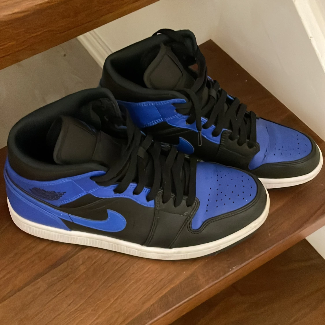 Jordan 1 Royal blue