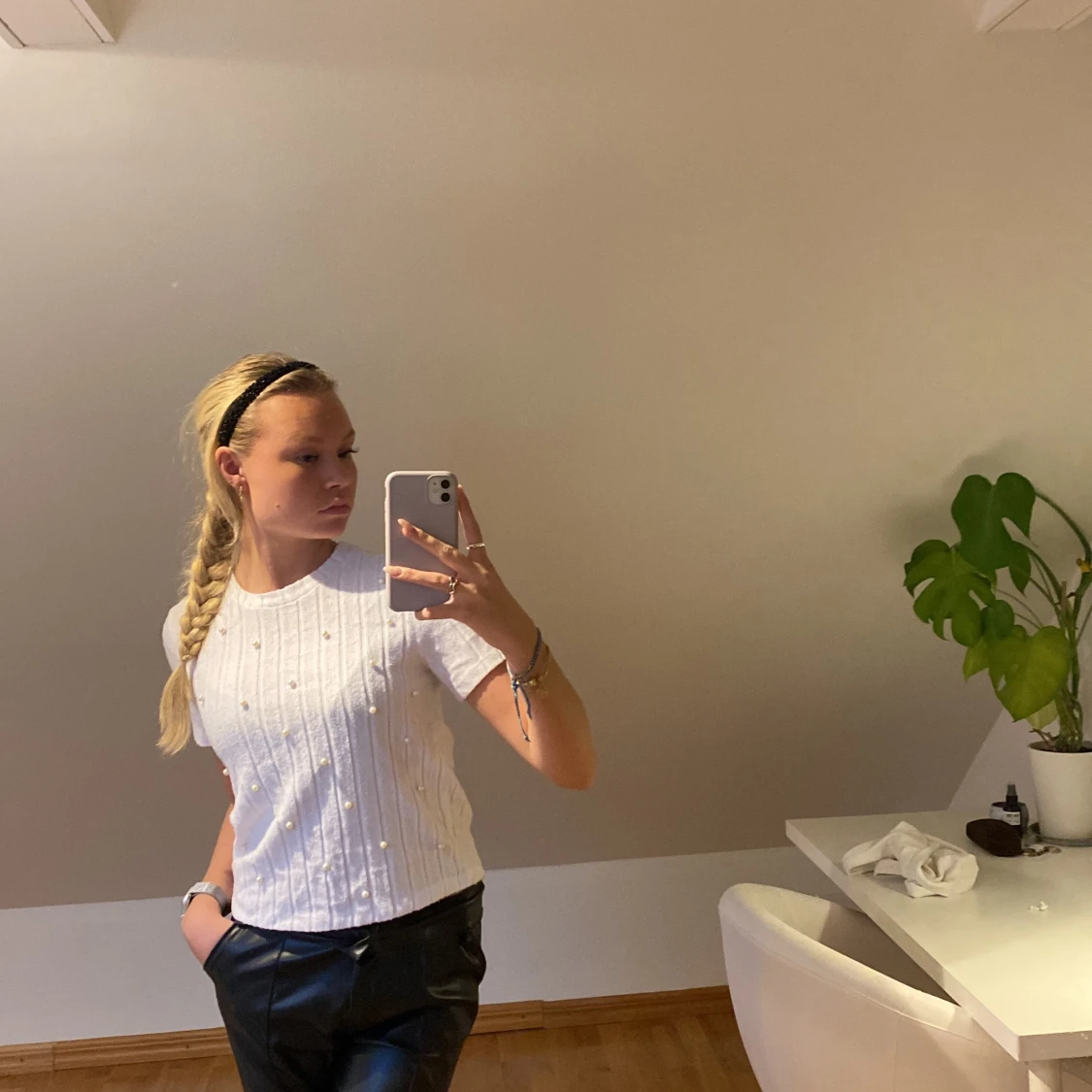 Zara topp med pärlor - 90