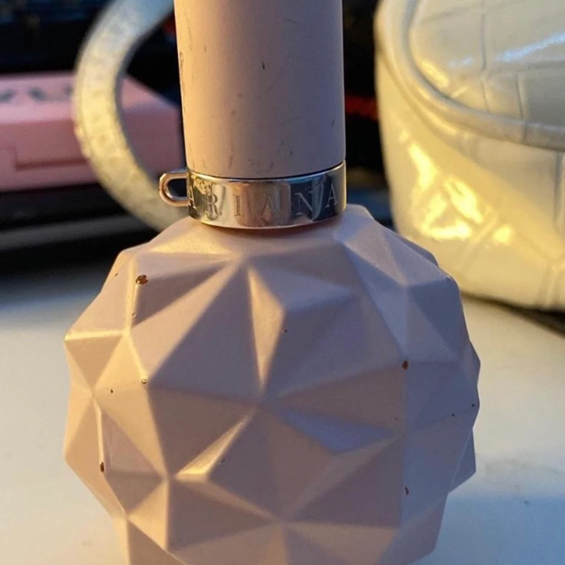 Sweet like candy {Ariana grande} - 90