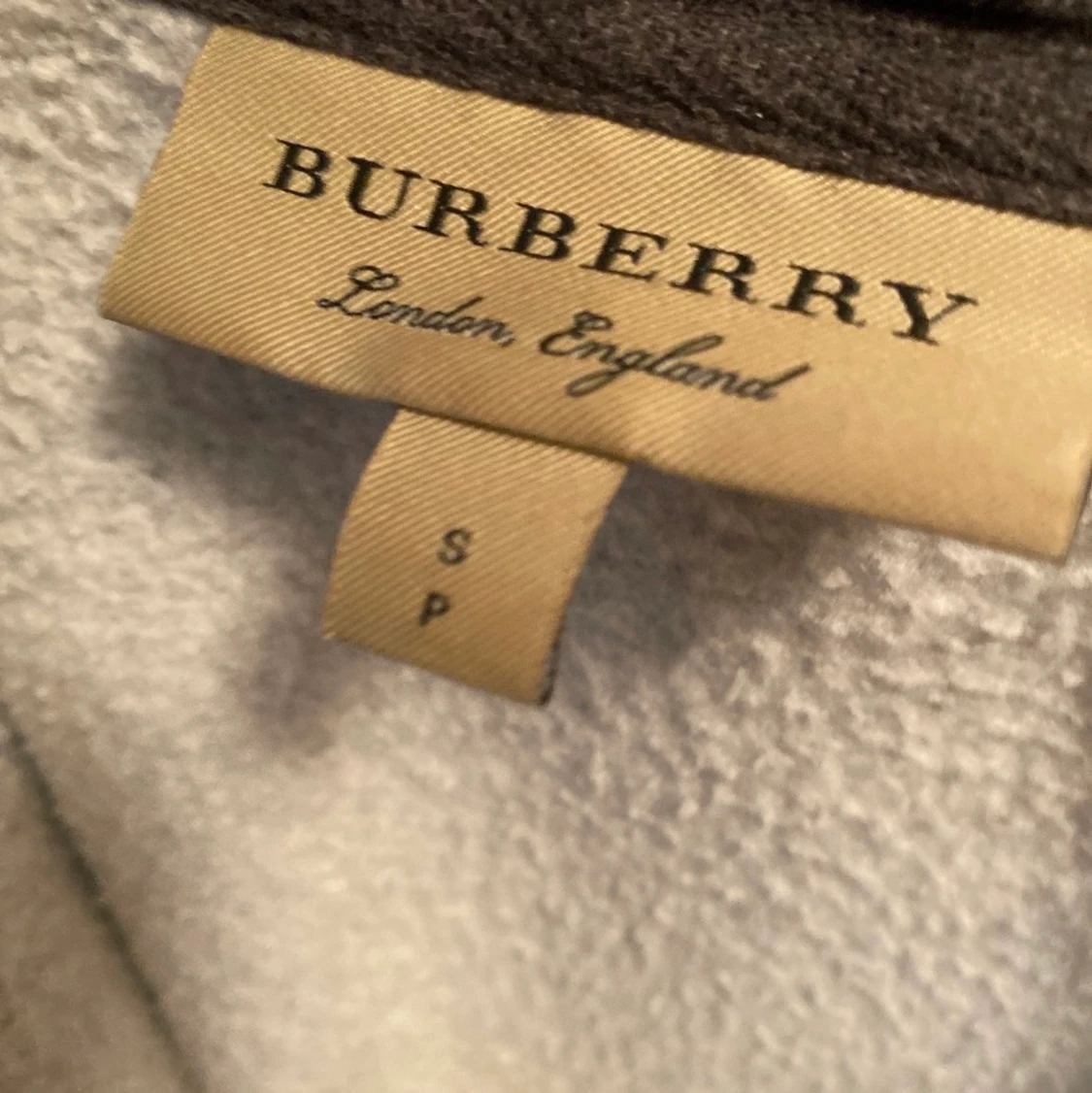 Burberry zip hoodie  - 90