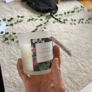 Doft ljus - Vit doftljus luktar fräscht 