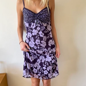 Lila Klänning  - Fin klänning till sommaren! 