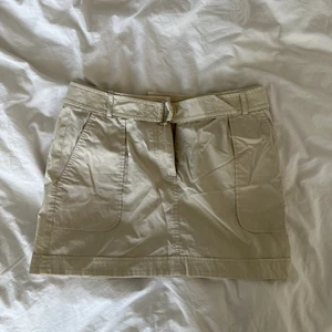 Cargo kjol - Lowwaisted kjol från Hugo boss❤️ stl 38 men passar snarare stl 36!