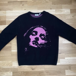 Weekday doubleknit sweater - Köpte på weekday för 500. Använda ett fåtal gånger. Tvålager och väldigt bekvämt.