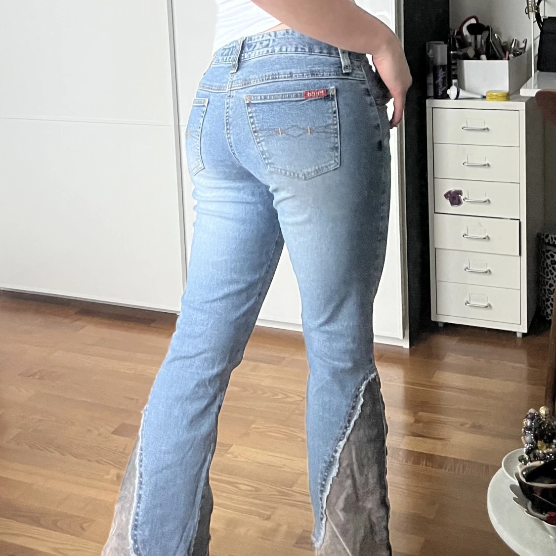 Lågmidjade jens - 91