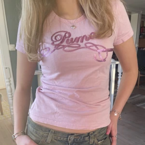 Topp - Jättefin babytee med paljetter 💞