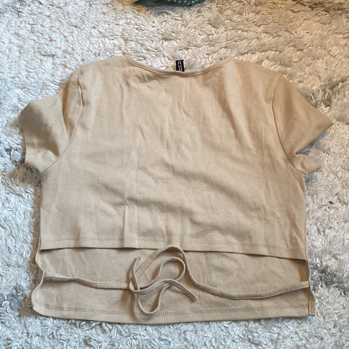 T-shirt med knyt - 90