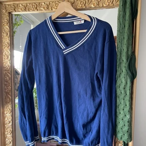 Blå Long island tröja  - Köpt secondhand men i bra skick 