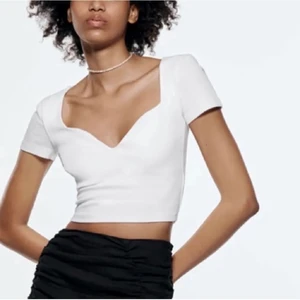 Zara topp, NY - Helt ny aldrig använd, strl M! 