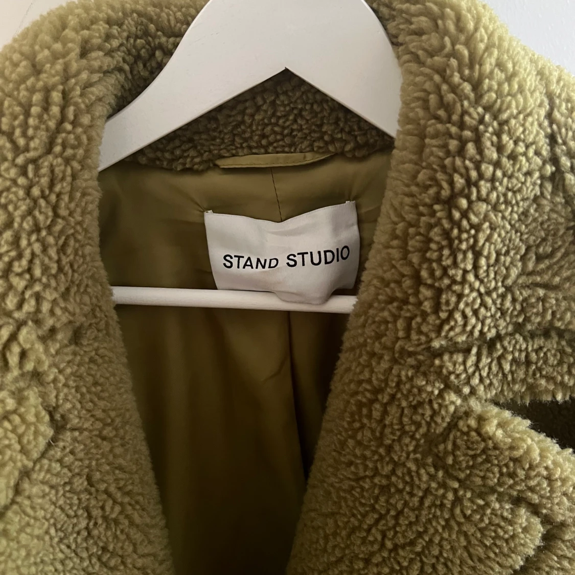 Grön teddyjacka från stand studio - 91