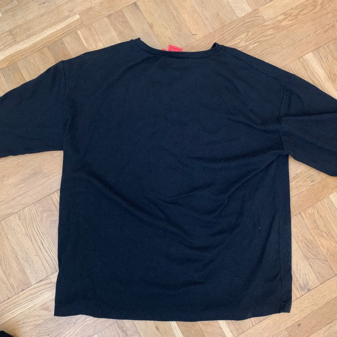 Helsvart T-Shirt (Finns 2 st)